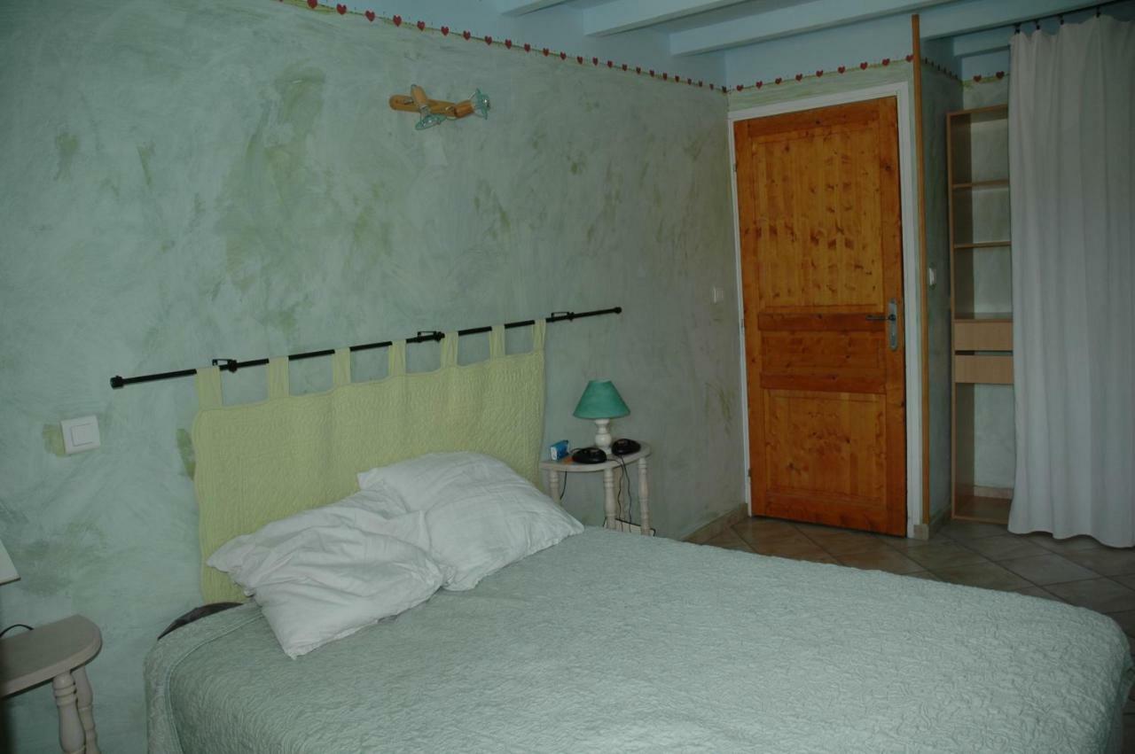 Le Bellaton Villa Ambronay Exteriör bild