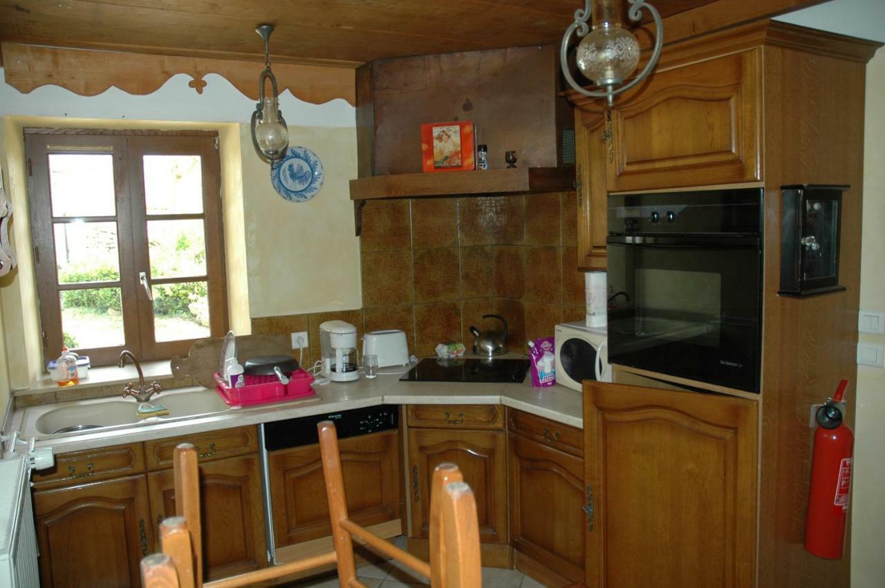 Le Bellaton Villa Ambronay Exteriör bild