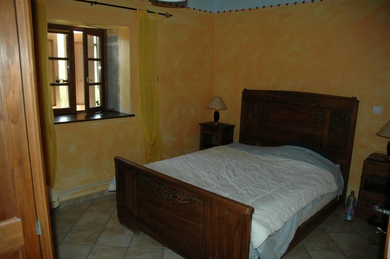 Le Bellaton Villa Ambronay Exteriör bild